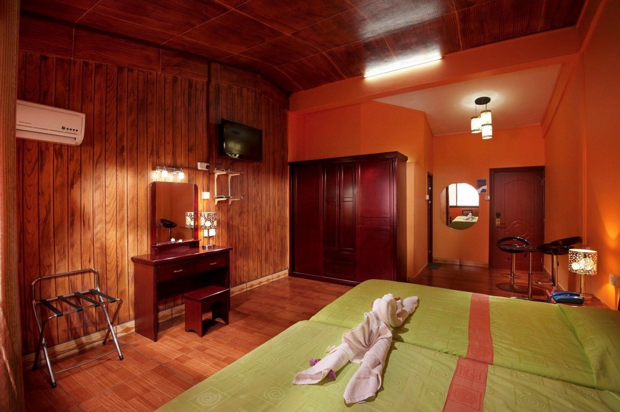 Manisa Hotel Flic-en-Flacq Buitenkant foto